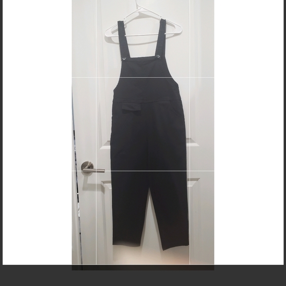 Black overalls jumpsuit - Picture 3 of 8